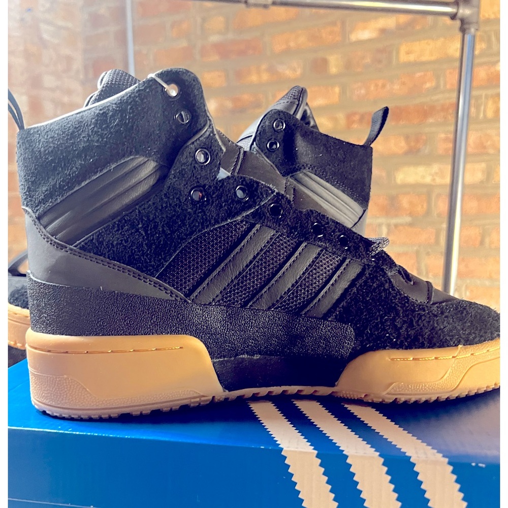 adidas rivalry hi tops